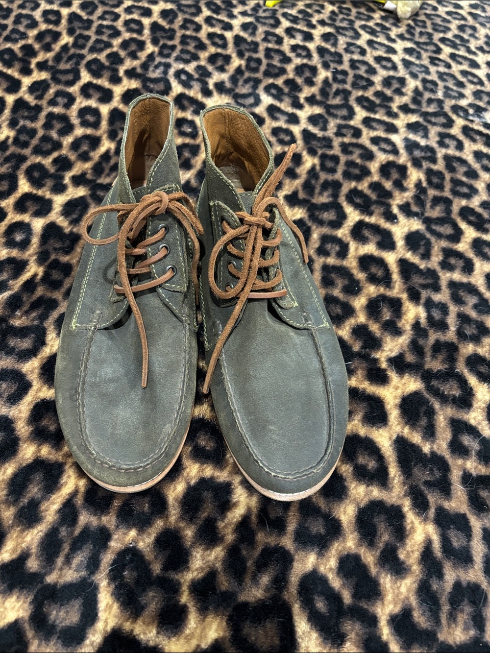 Men's Olive Suede Lace-Up Chukka Boots by Harimari size 11